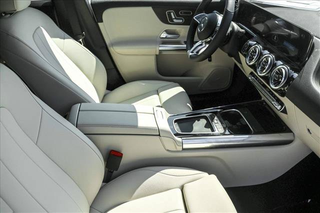 New 2026 Mercedes-Benz GLA 250 4MATIC image 26