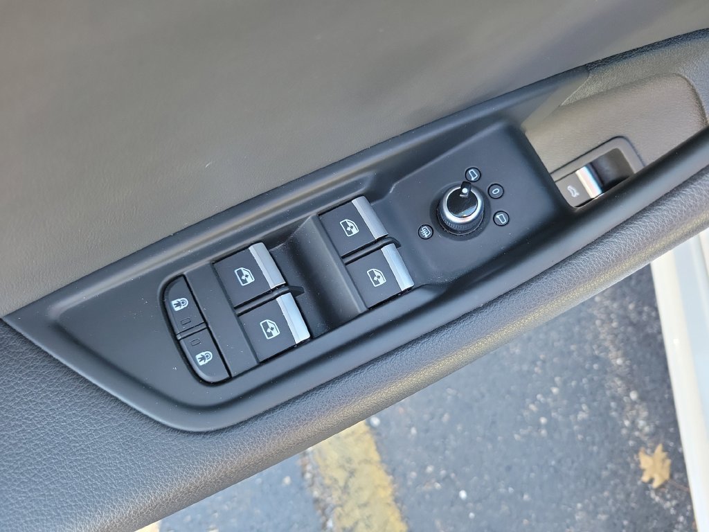 Used 2025 Audi A5 2.0T Premium AWD/4WD image 22