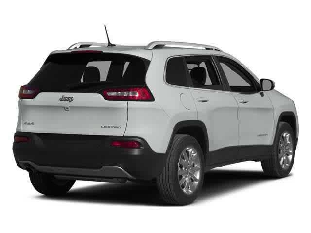 Used 2014 Jeep Cherokee Latitude FWD image 2