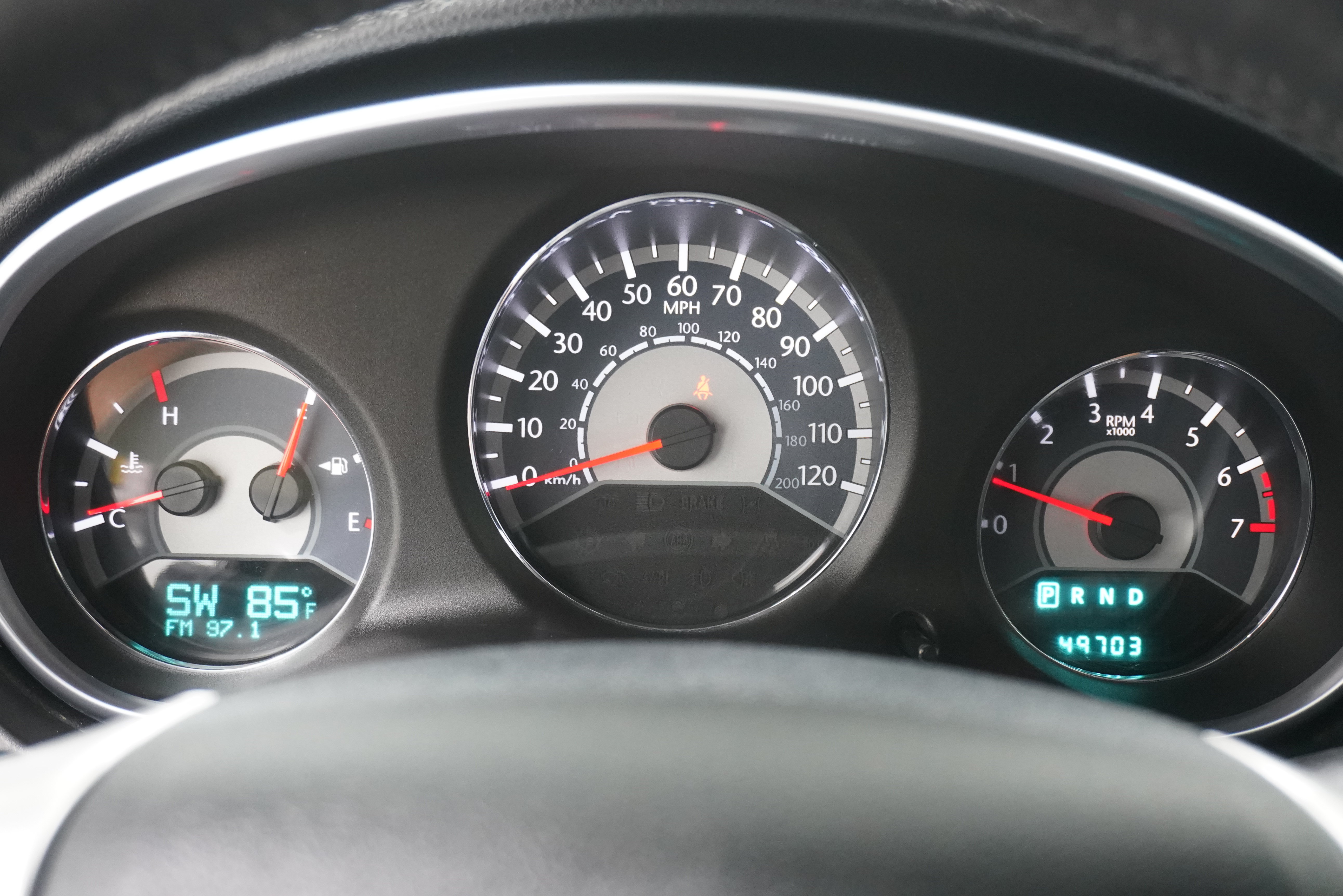 Used 2011 Chrysler 200 Limited FWD image 17
