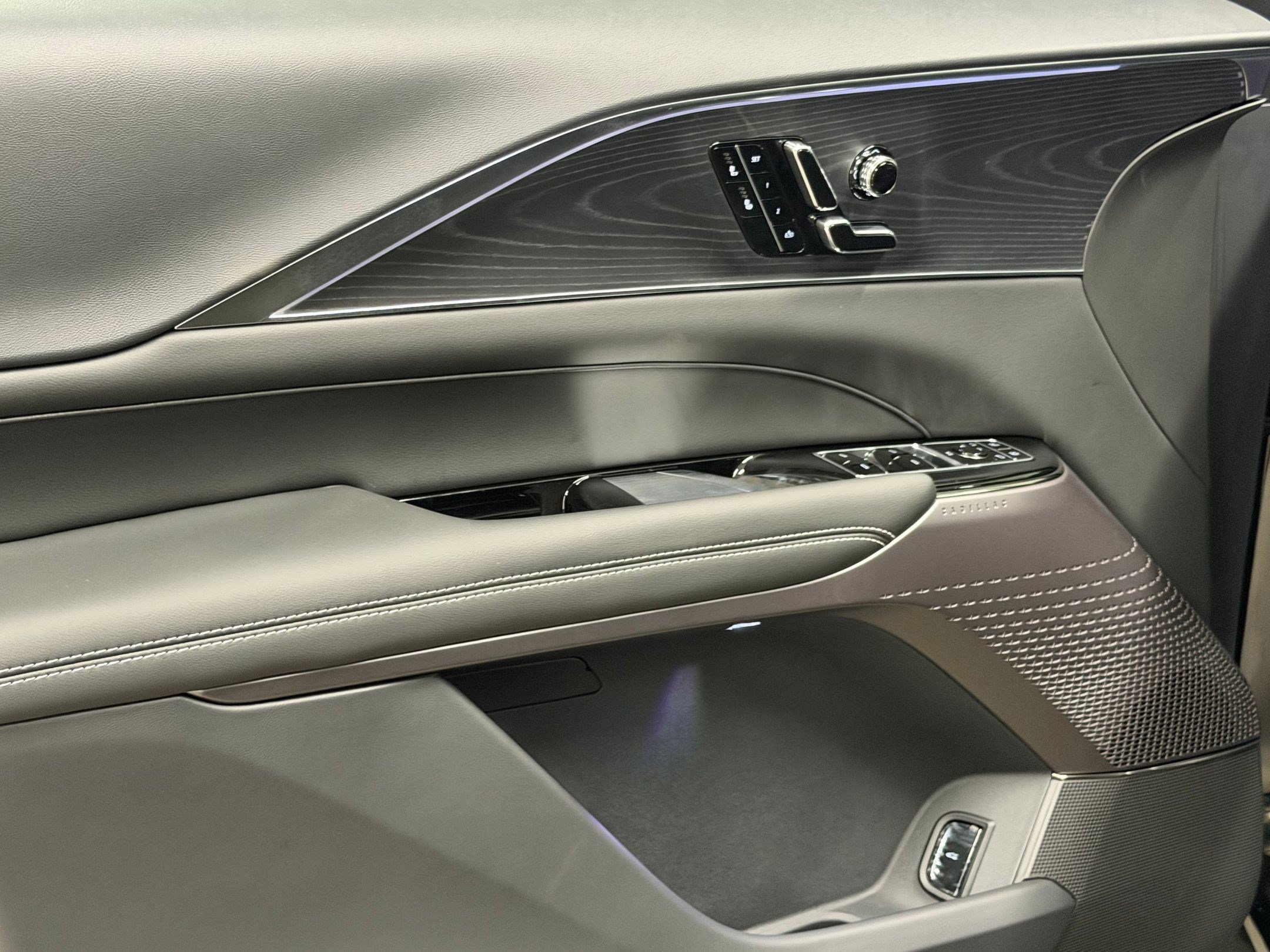 New 2026 Cadillac Lyriq Sport AWD/4WD image 13