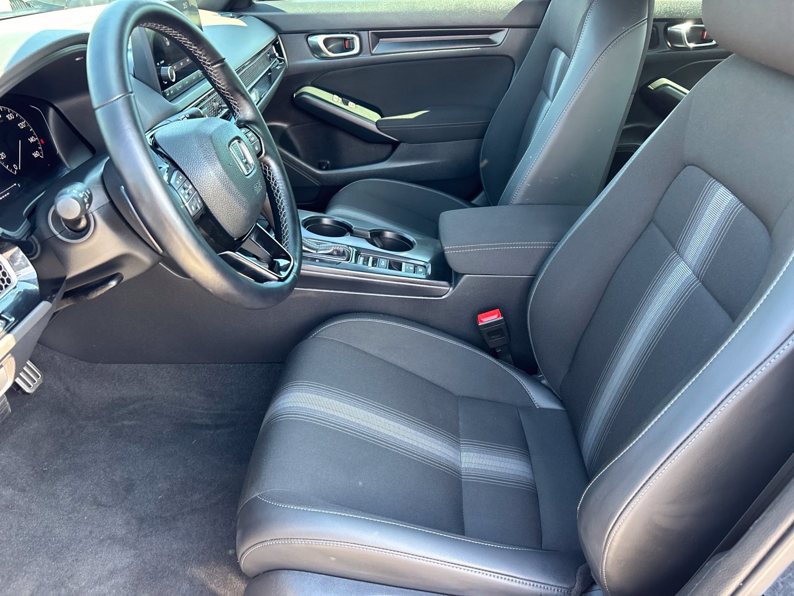 Used 2023 Honda Civic Sport image 13