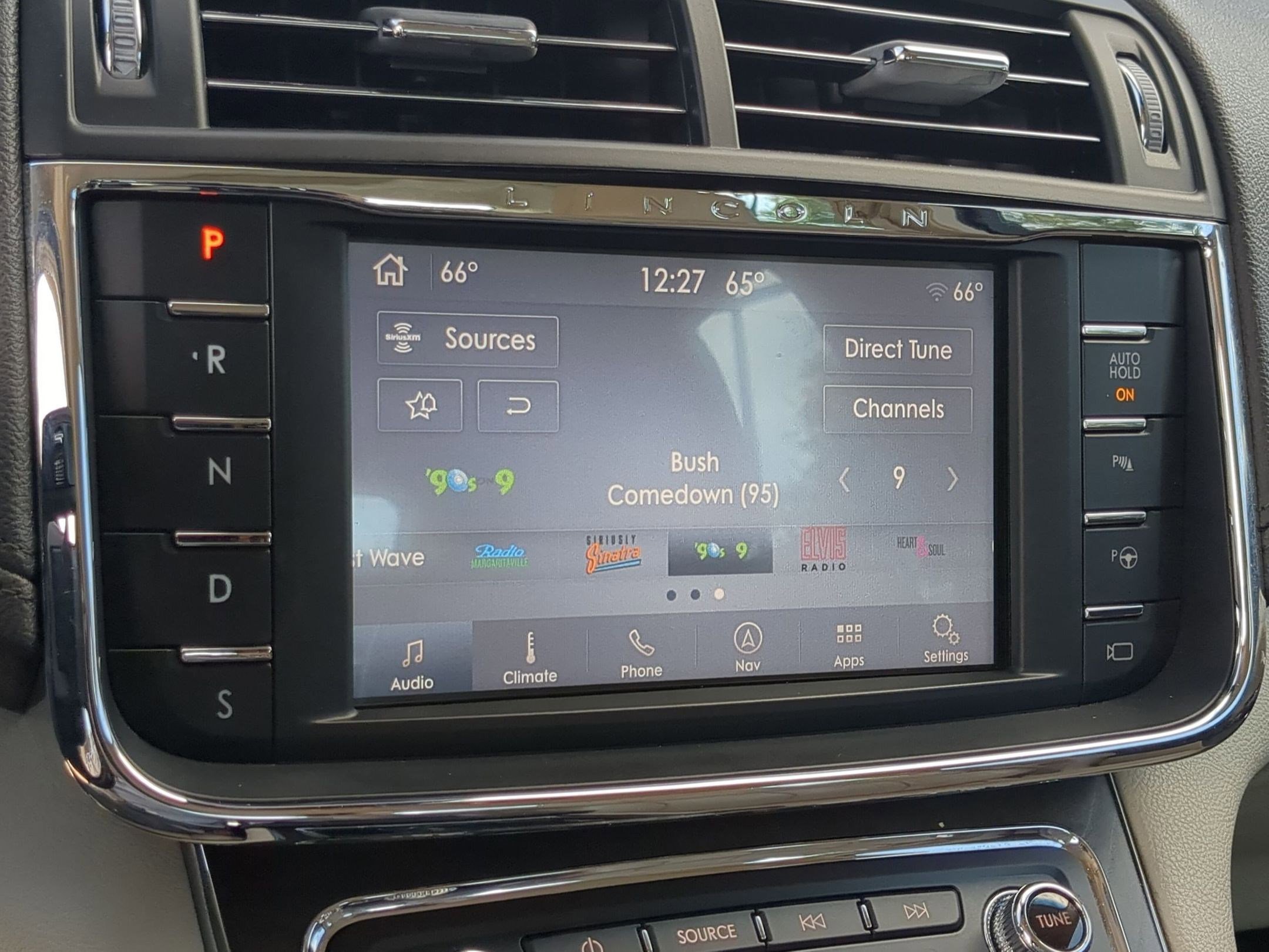 Used 2019 Lincoln Continental Reserve image 15