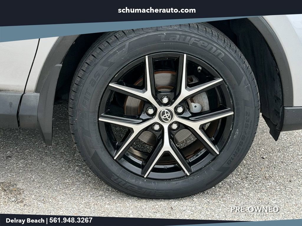 Used 2018 Toyota RAV4 SE w/ Power Extra Value Package AWD/4WD image 9
