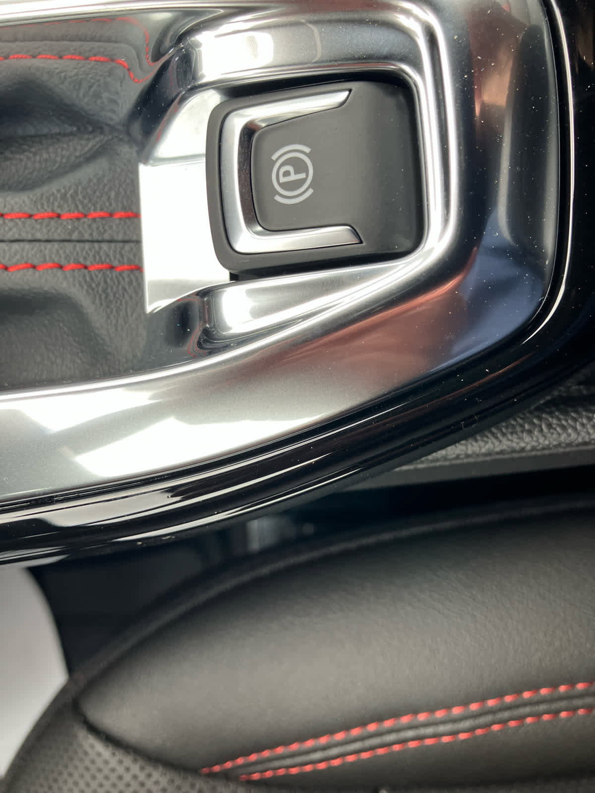 New 2026 Chevrolet Trax RS w/ Driver Confidence Package image 31