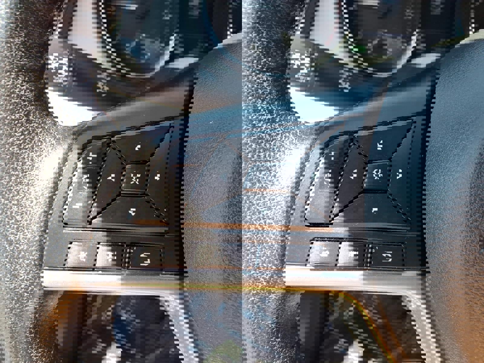 Used 2022 Nissan Rogue Sport SL image 7