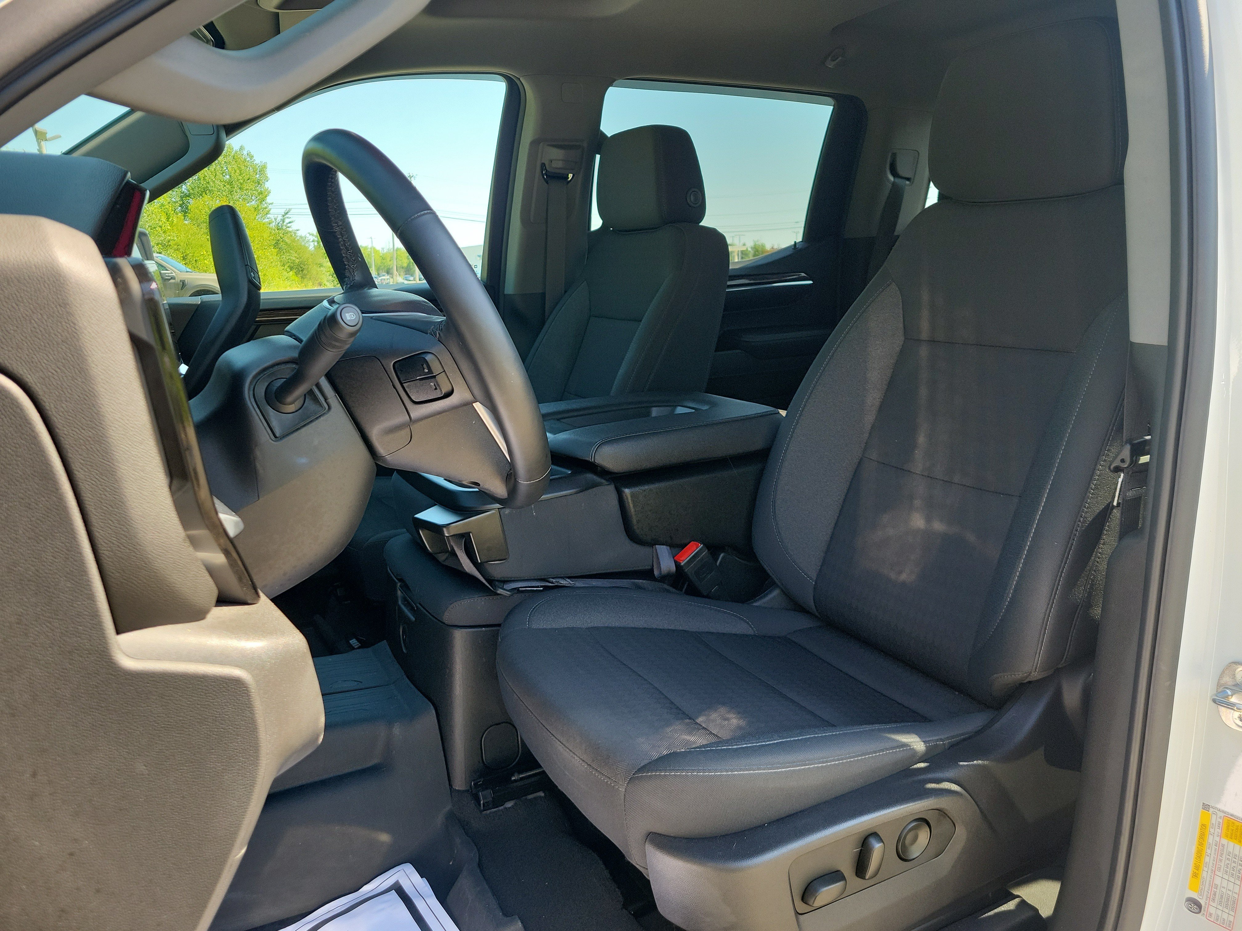 Used 2024 GMC Sierra 1500 SLE w/ LPO, GMC Protection Package AWD/4WD image 14