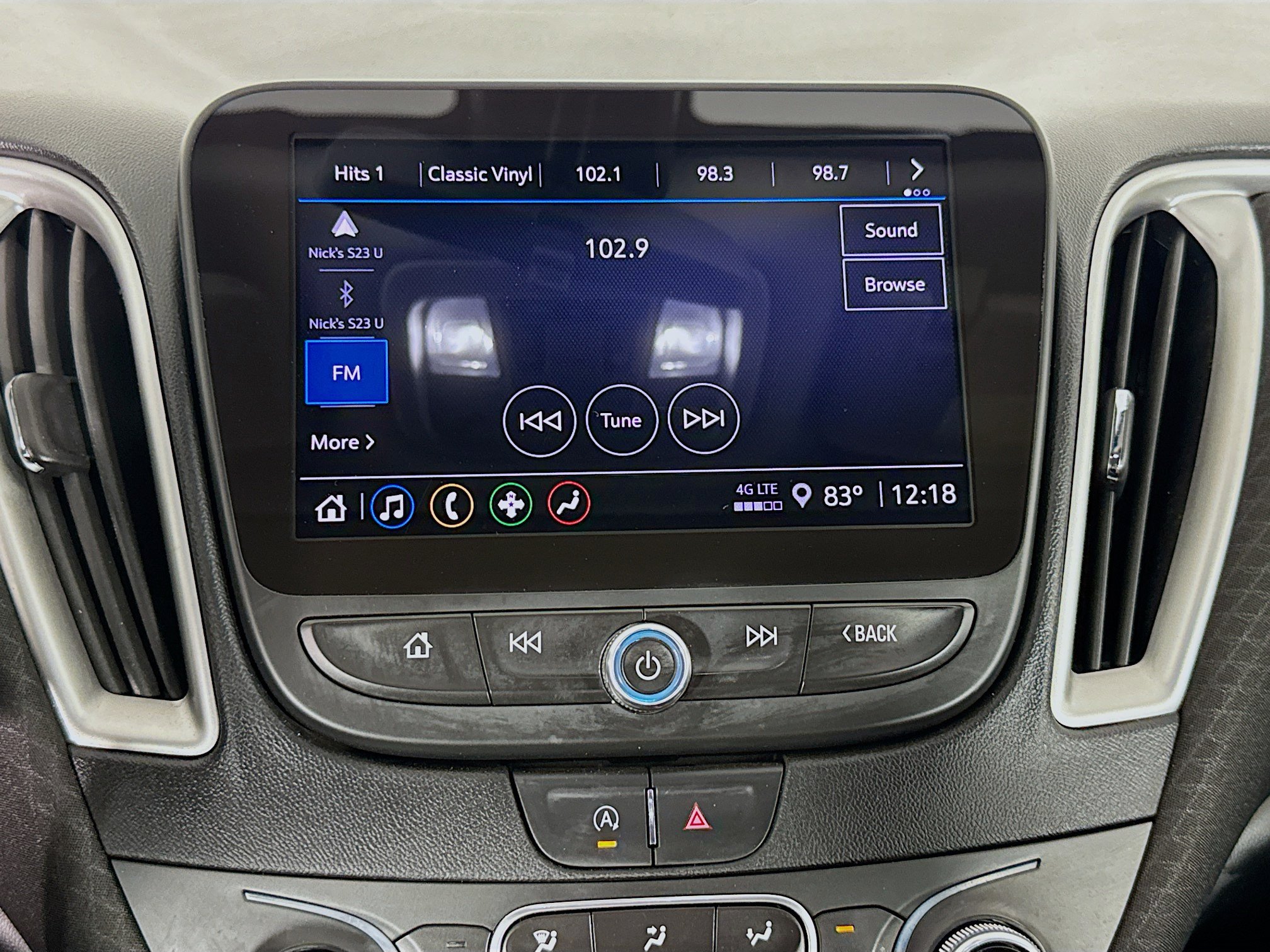 Used 2022 Chevrolet Malibu LT FWD image 17