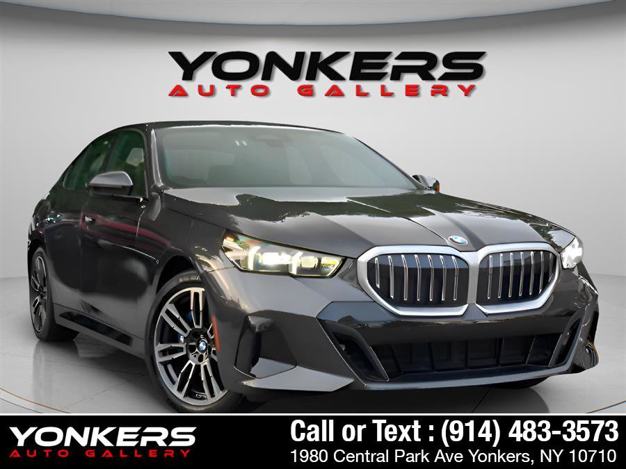 Used 2024 BMW 530i xDrive image 14