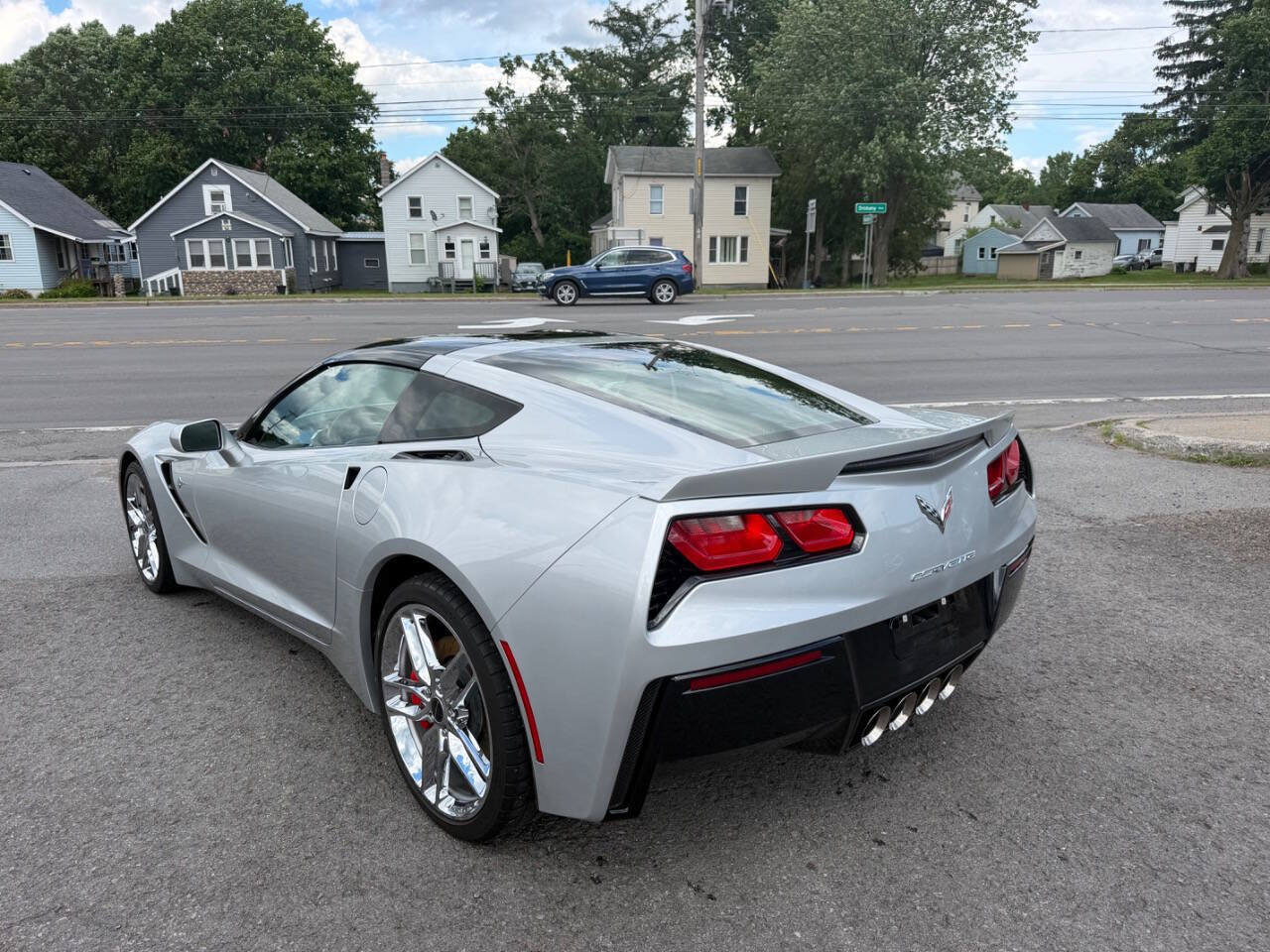 Used 2015 Chevrolet Corvette Stingray Coupe w/ 3LT Preferred Equipment Group RWD image 3