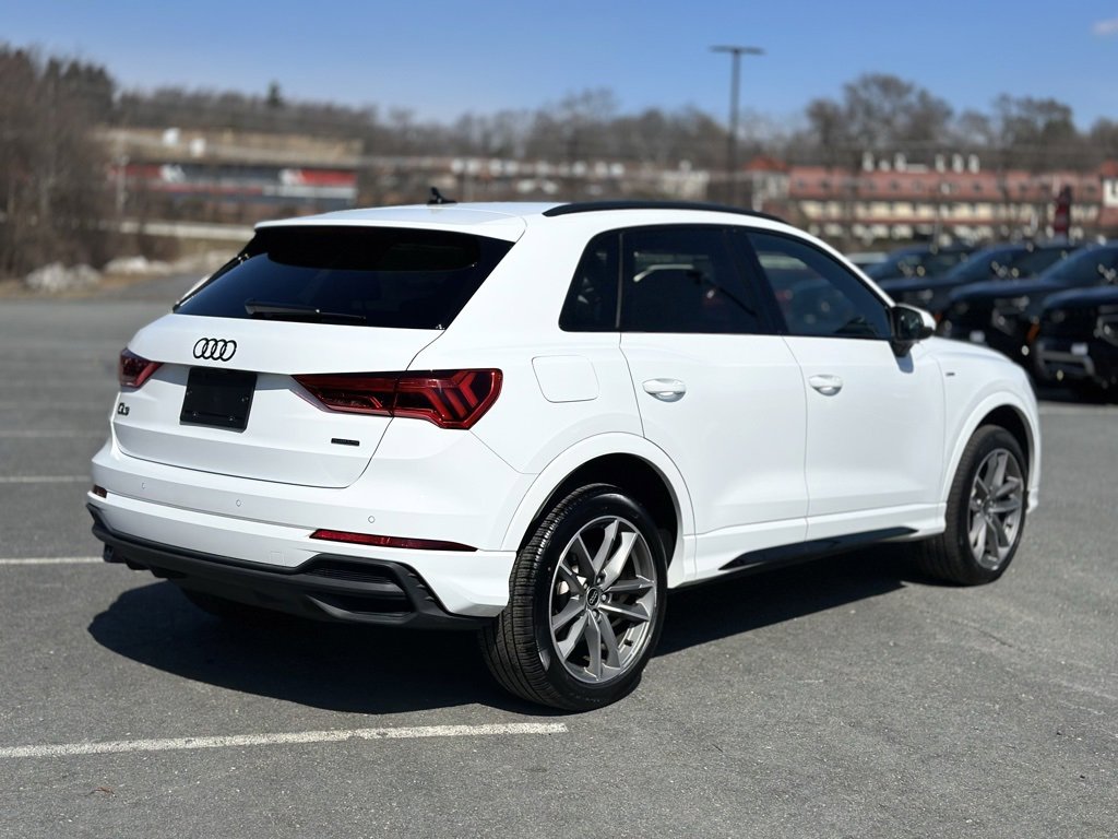 Used 2025 Audi Q3 2.0T Premium w/ Convenience Package image 7