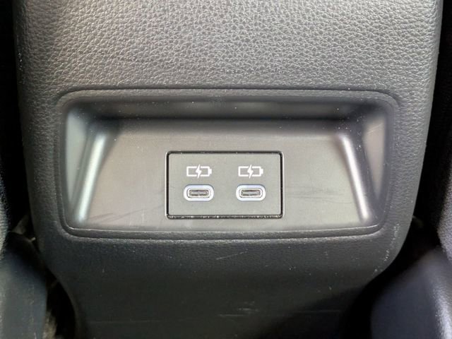 Used 2025 Toyota Corolla LE image 14