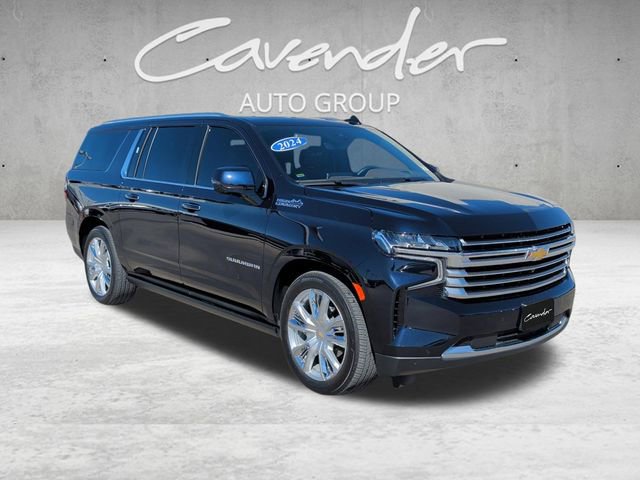 Used 2024 Chevrolet Suburban High Country image 2
