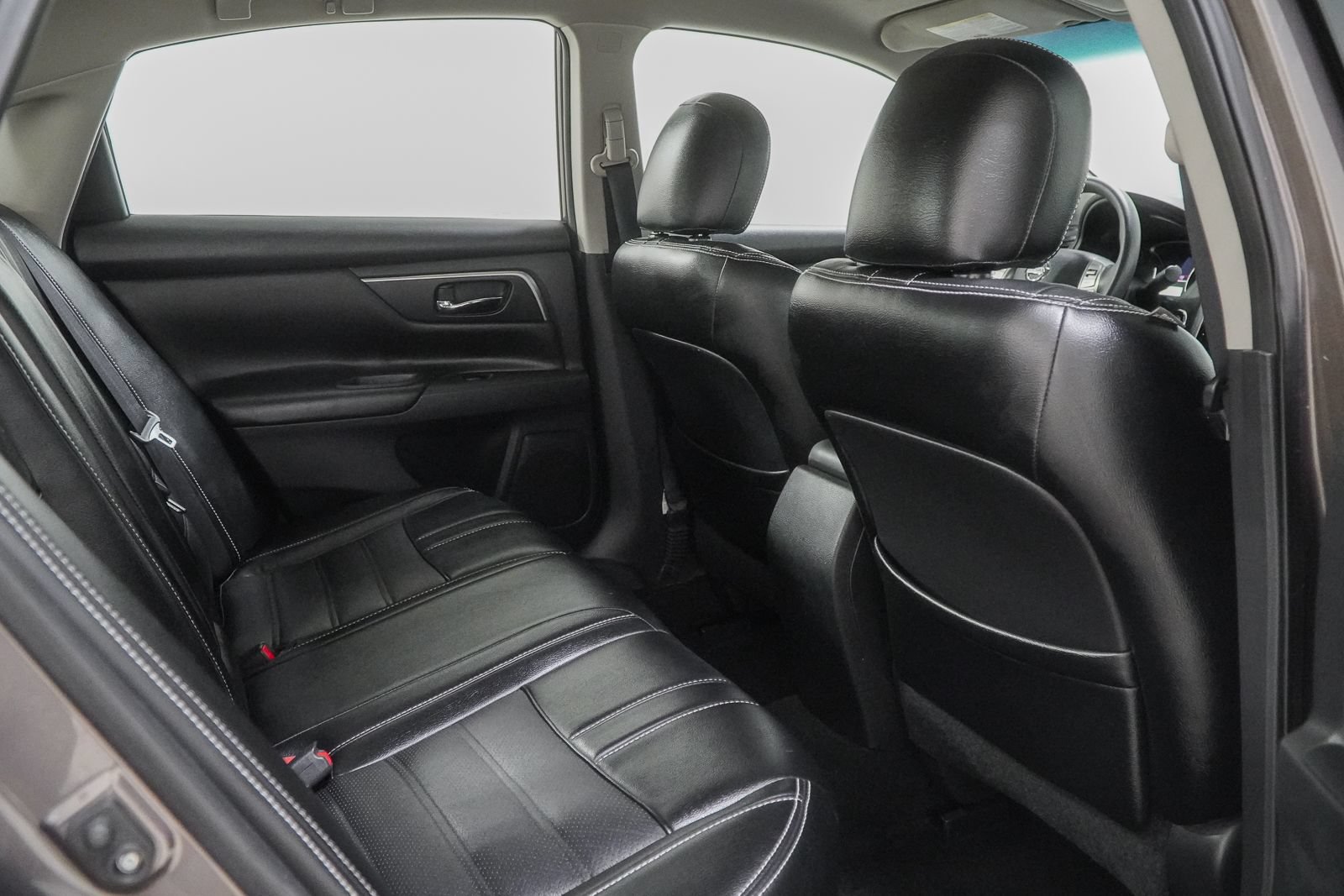 Used 2015 Nissan Altima 2.5 S w/ Power Driver Seat Package FWD image 37