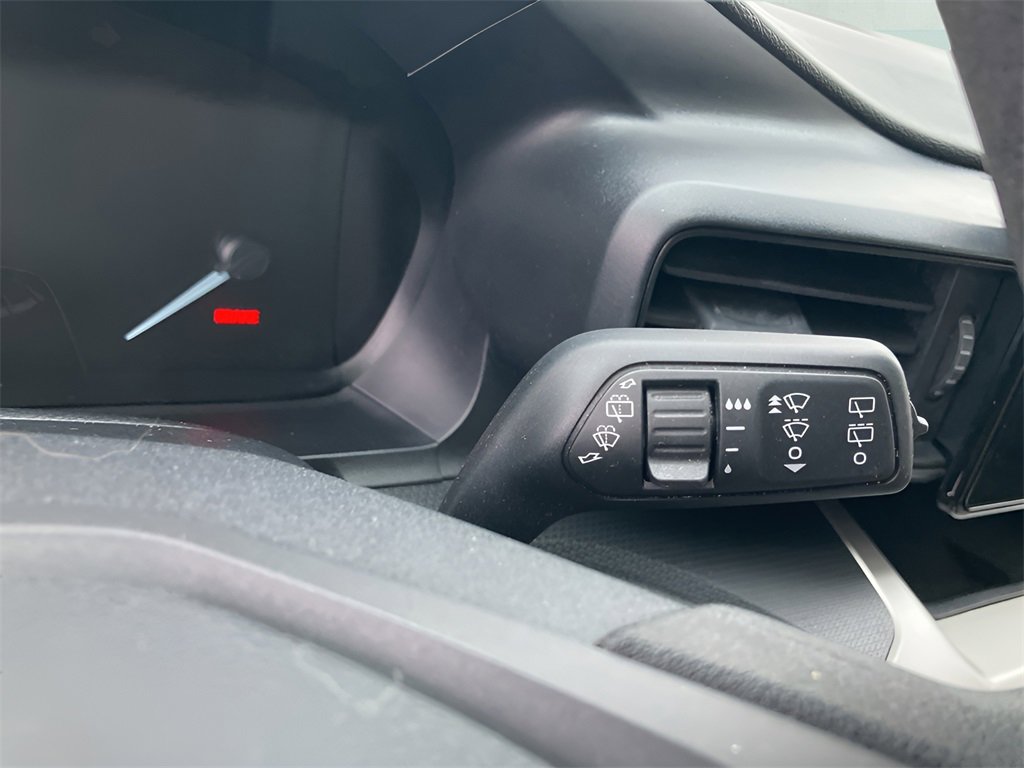 Used 2021 Ford Explorer 2WD image 18