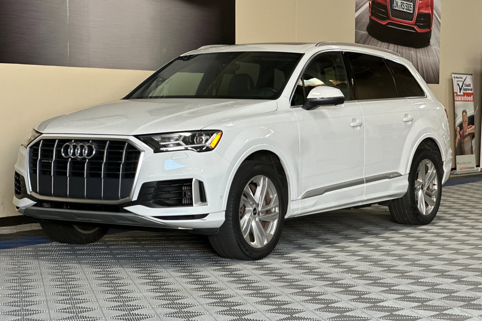 Used 2021 Audi Q7 3.0T Premium image 8