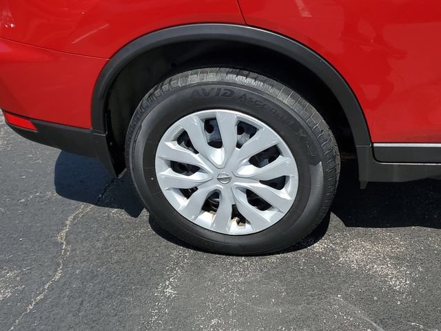 Used 2017 Nissan Rogue S AWD/4WD image 5