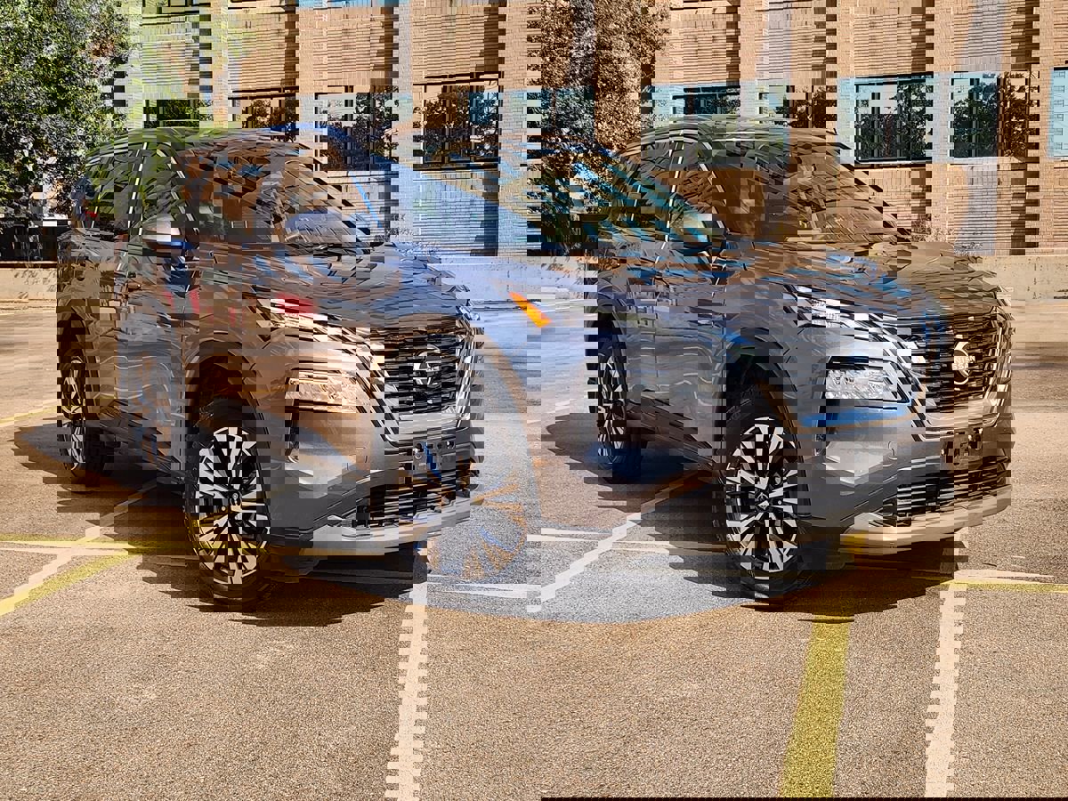 Used 2022 Nissan Rogue SV