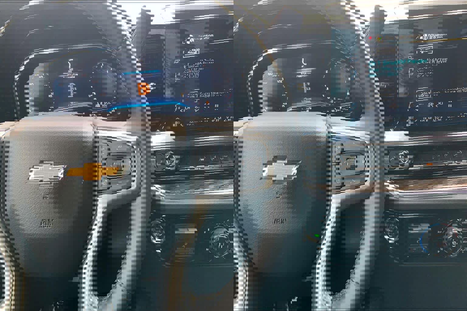 Certified 2025 Chevrolet Silverado 1500 LT image 24