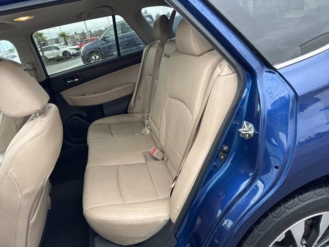 Used 2016 Subaru Outback 2.5i Limited image 14