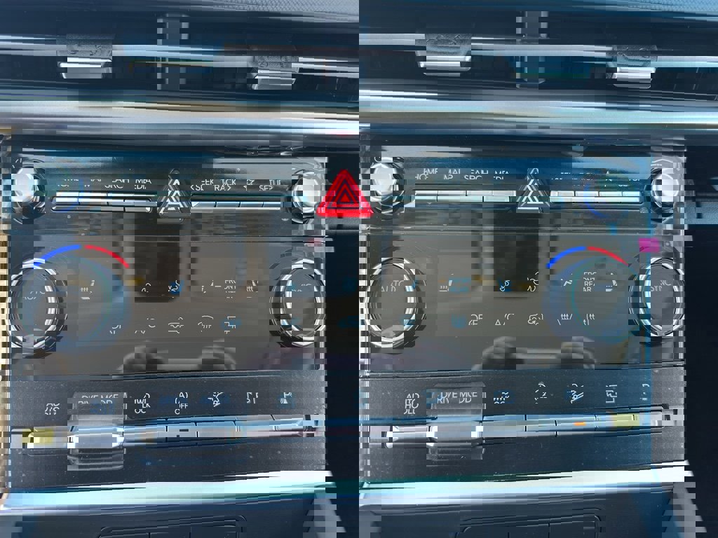 New 2026 Hyundai Santa Fe SEL image 21