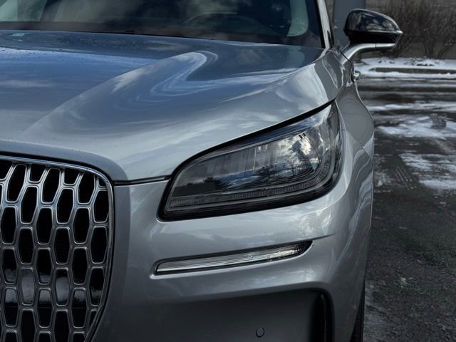 Certified 2023 Lincoln Corsair AWD w/ Equipment Group 101A image 9