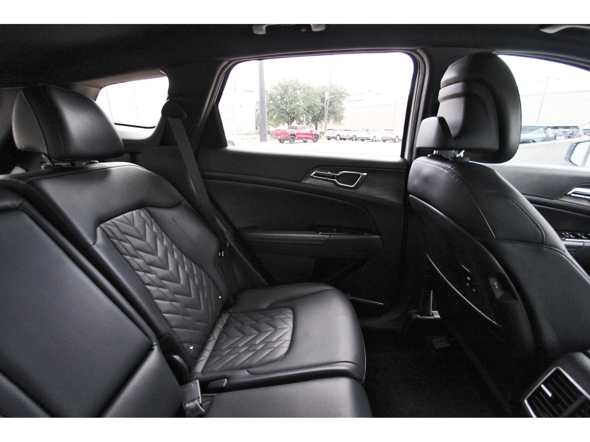 Certified 2023 Kia Sportage X-Pro AWD/4WD image 13