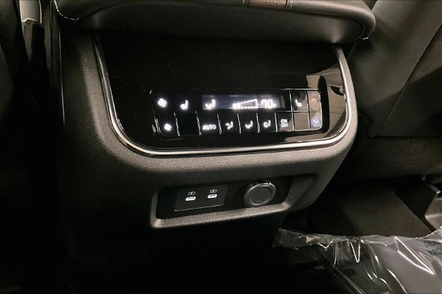 New 2026 Nissan Armada Platinum AWD/4WD image 22