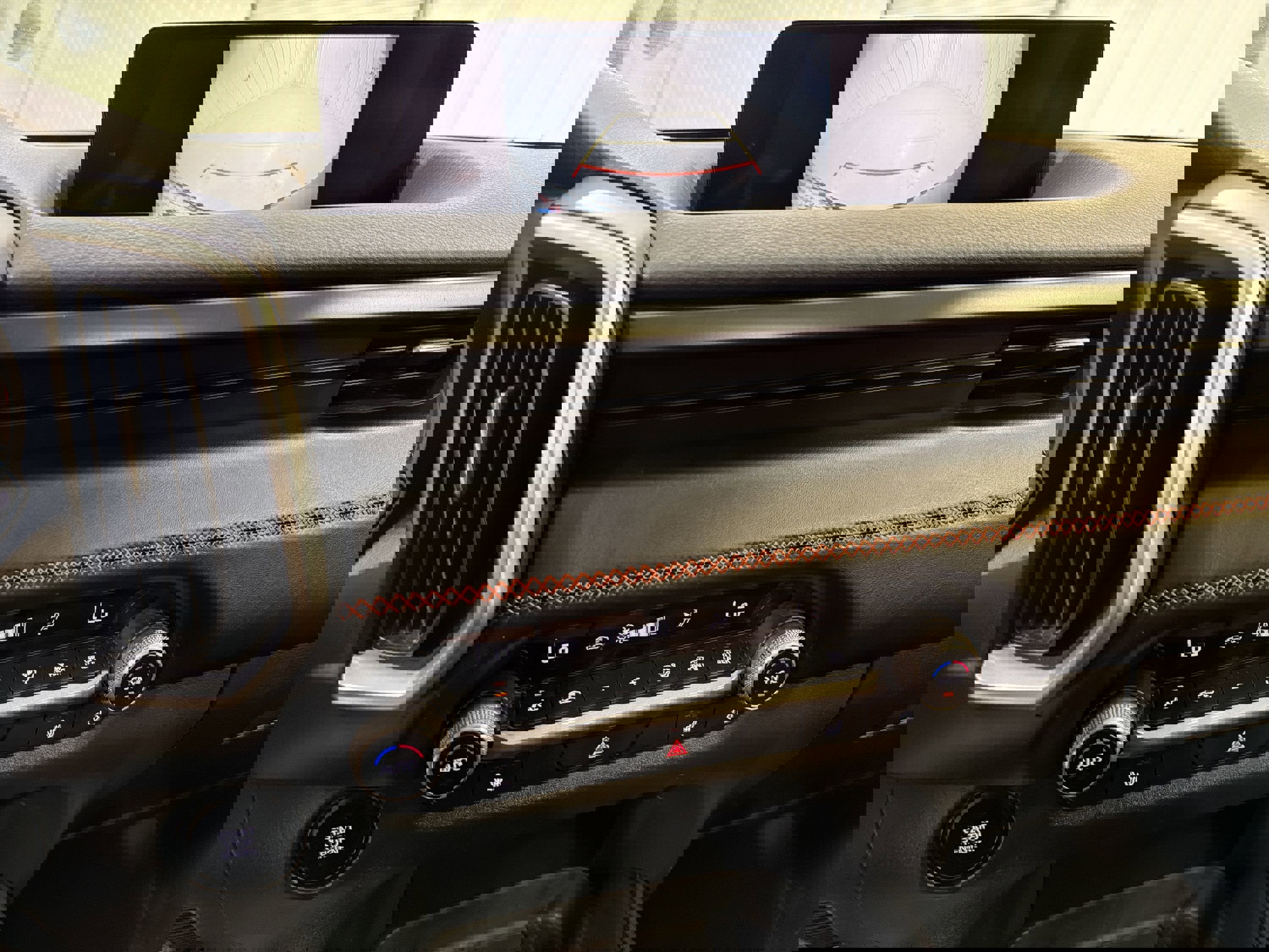 Used 2024 MAZDA CX-50 AWD 2.5 Turbo image 18