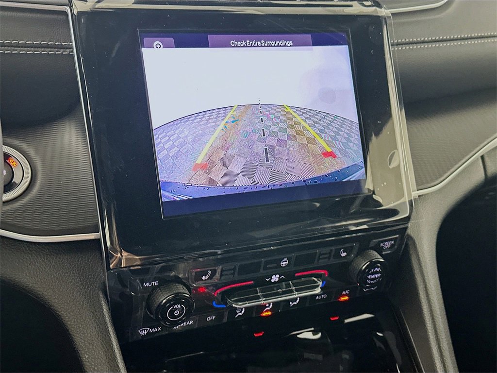 New 2025 Jeep Grand Cherokee Laredo X w/ Luxury Tech Group I image 15