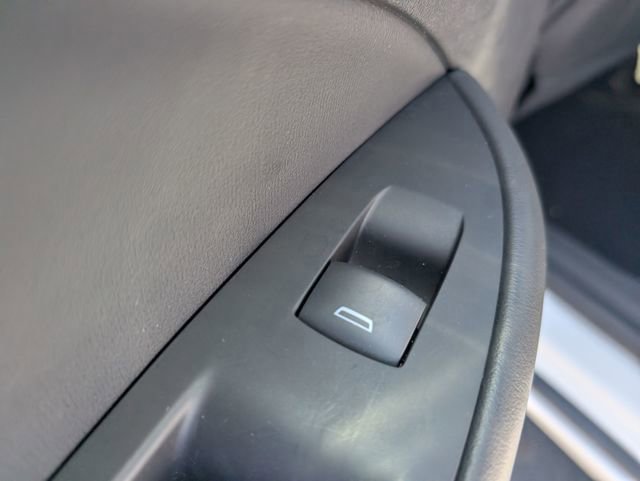 Used 2018 Buick LaCrosse Essence image 11