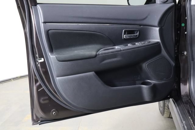 Used 2024 Mitsubishi Outlander Sport LE AWD/4WD image 16