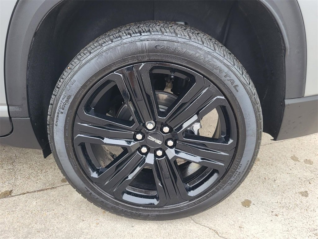 Used 2024 GMC Acadia Elevation w/ Black Edition image 31