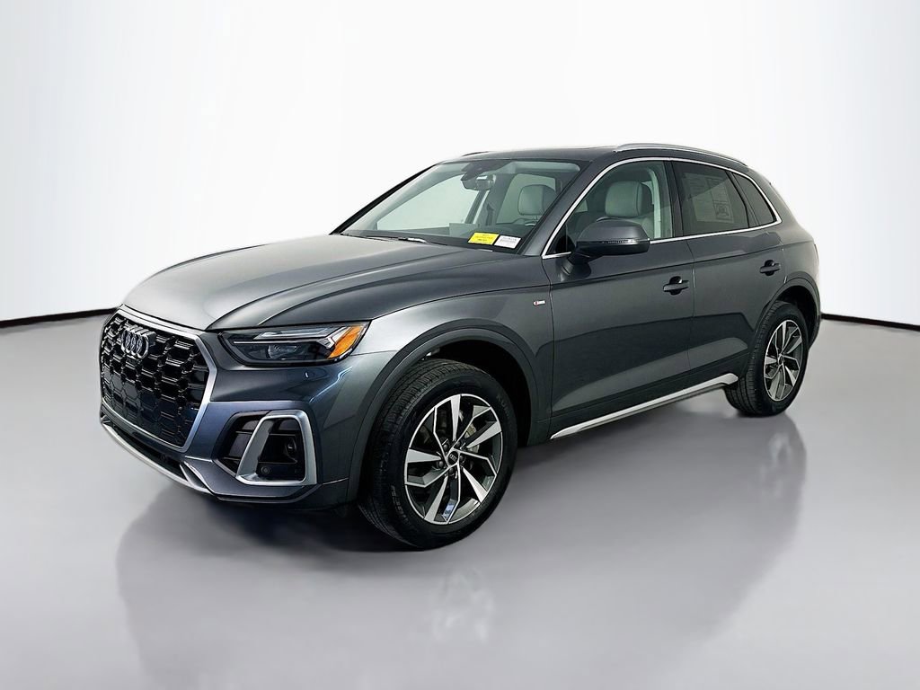 Used 2025 Audi Q5 2.0T Premium Plus w/ Premium Plus Package AWD/4WD image 3