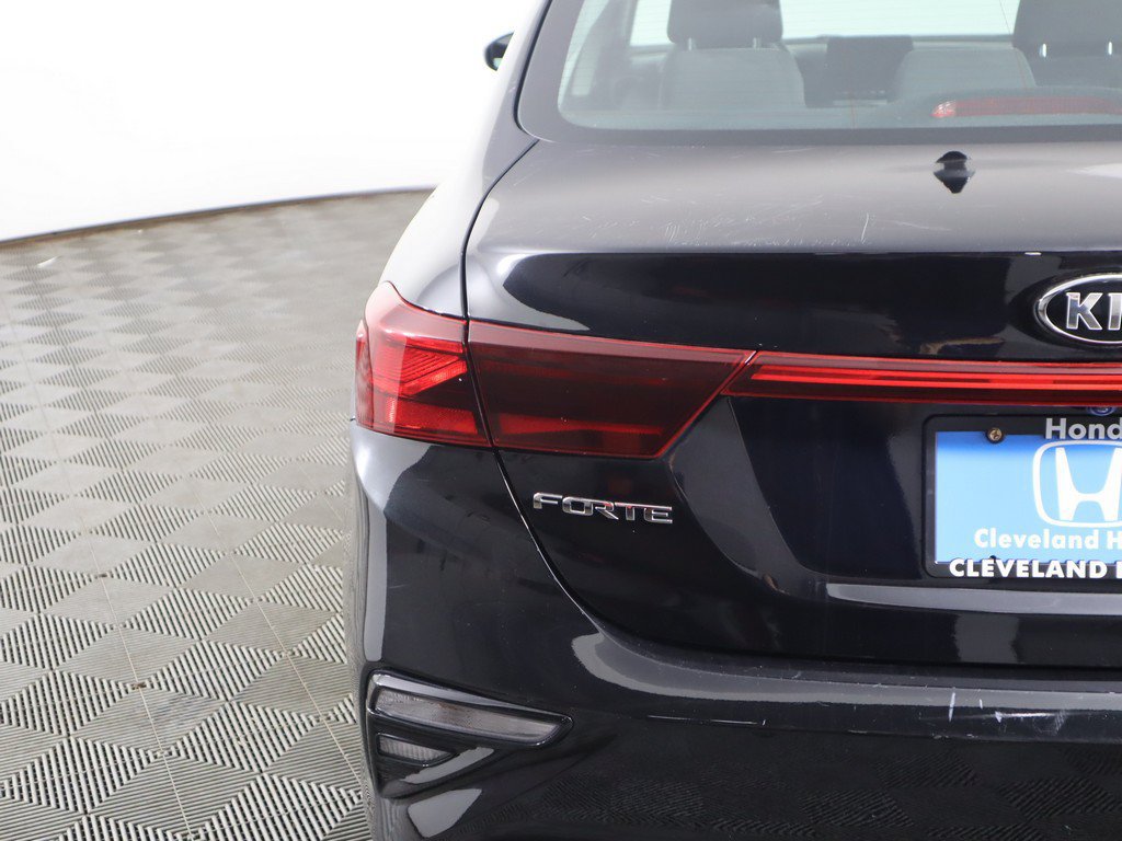 Used 2020 Kia Forte LXS FWD image 12