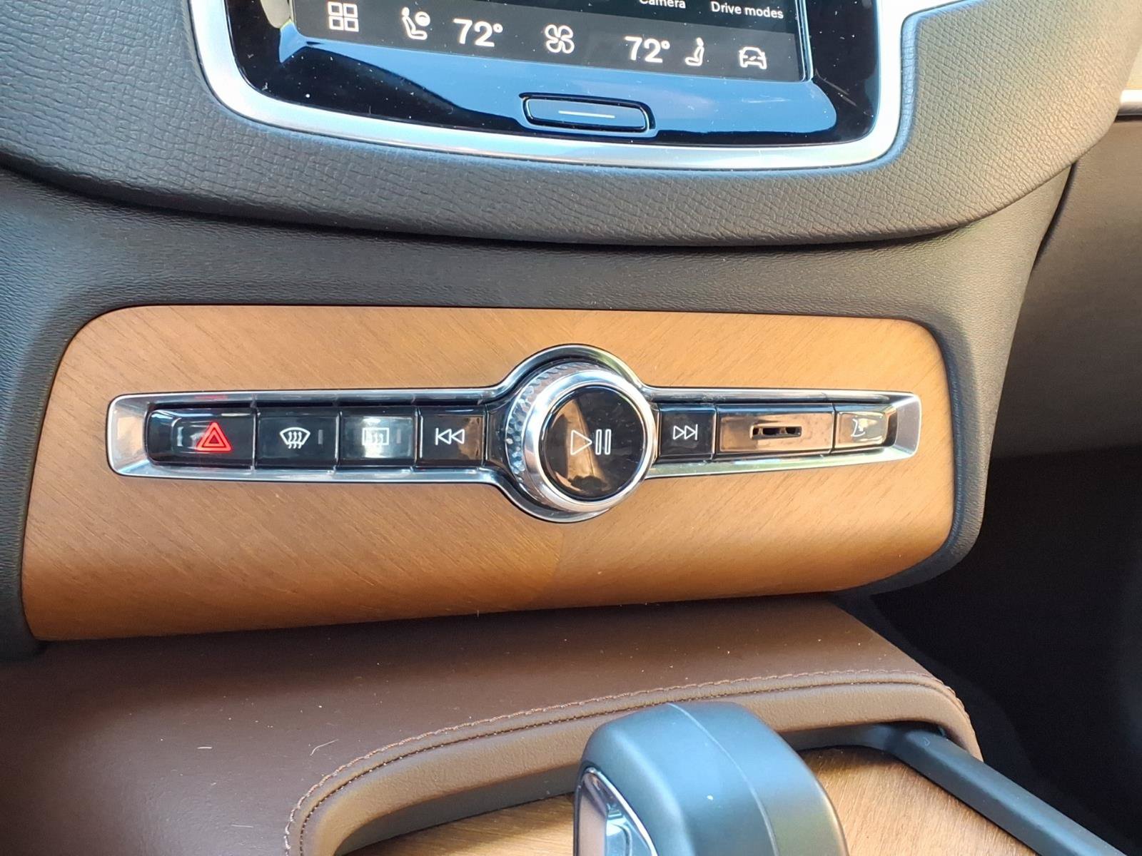 Certified 2024 Volvo XC90 T8 Ultimate w/ Protection Package Premier AWD/4WD image 22