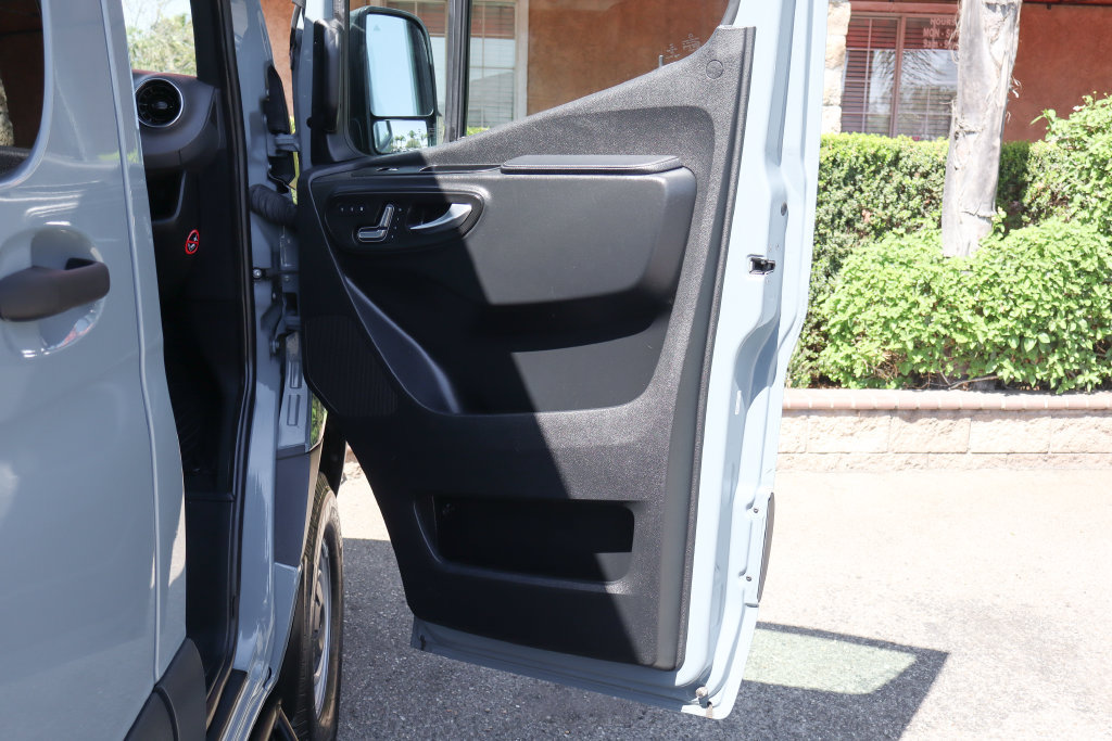 Used 2023 Mercedes-Benz Sprinter 2500 image 41