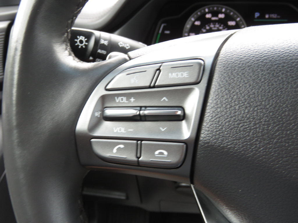Used 2021 Hyundai Ioniq SE FWD image 20