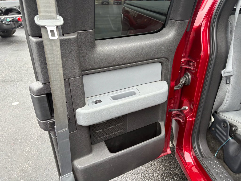 Used 2014 Ford F150 XLT w/ Equipment Group 301A Mid image 33