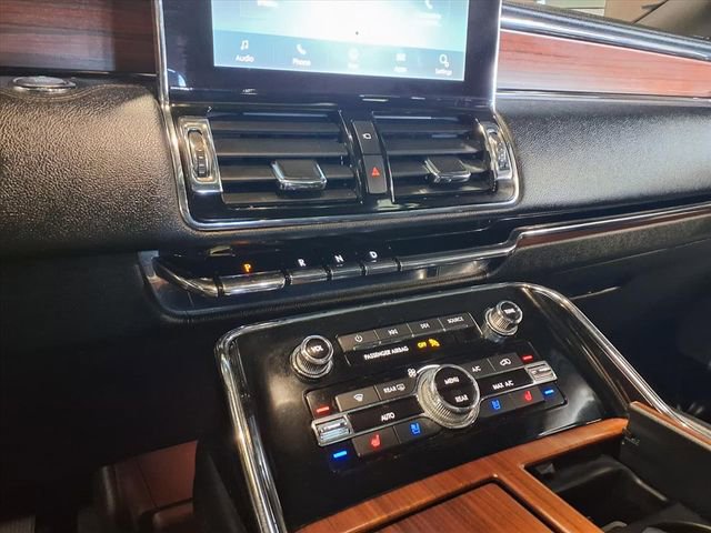 Used 2021 Lincoln Navigator Reserve w/ Luxury Package image 23