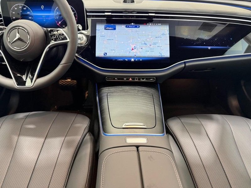 New 2026 Mercedes-Benz E 350 4MATIC Sedan image 6