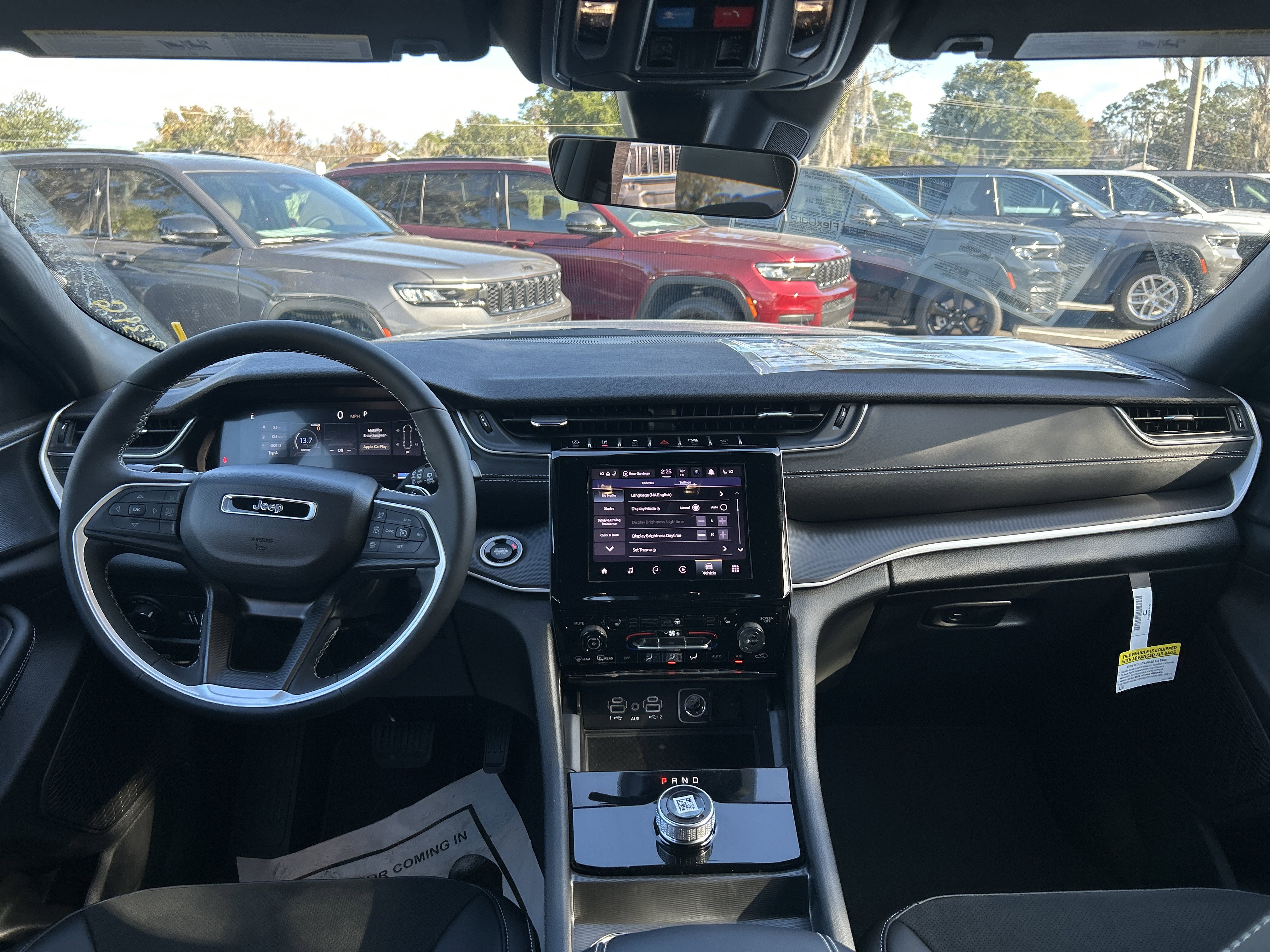 New 2025 Jeep Grand Cherokee Altitude image 35