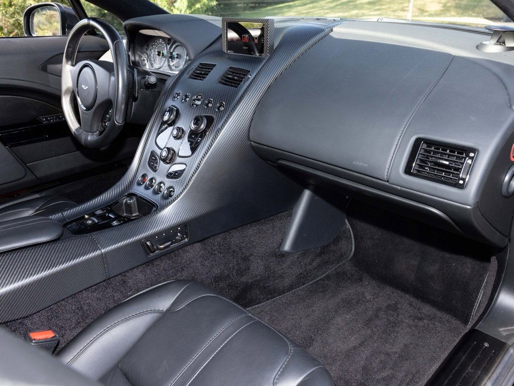 Used 2019 Aston Martin Rapide AMR image 45
