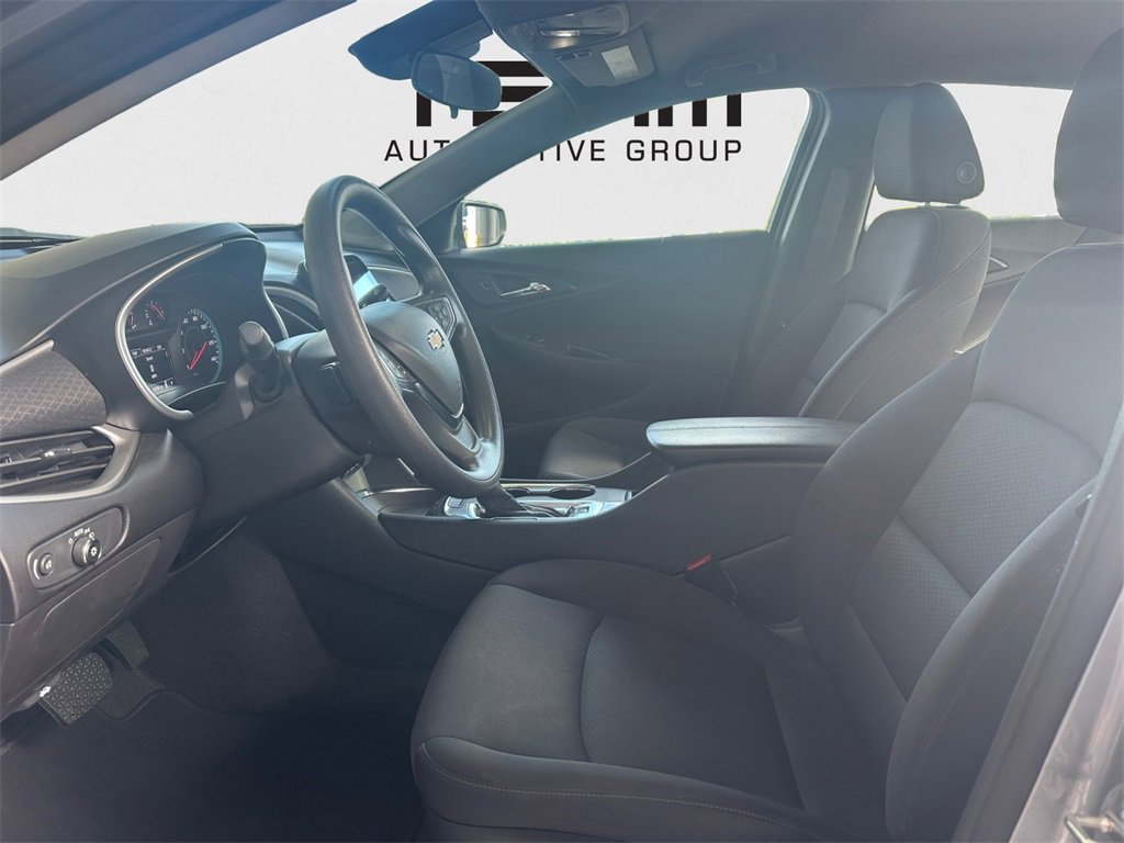Used 2024 Chevrolet Malibu LT image 24