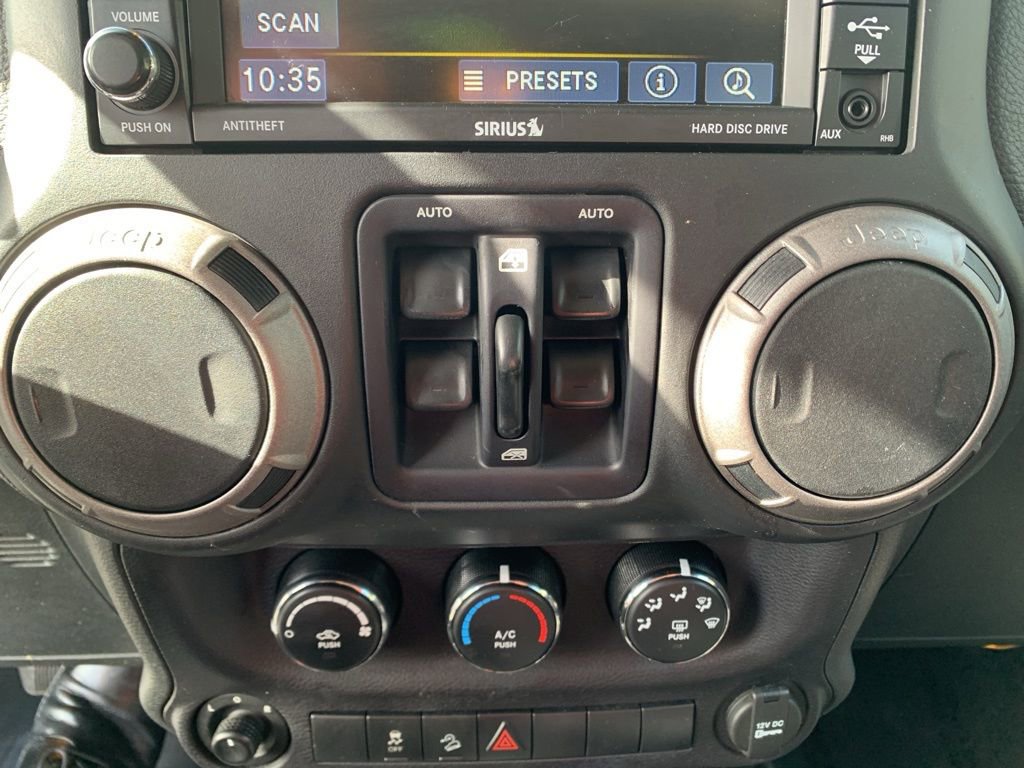 Used 2016 Jeep Wrangler Unlimited Sport AWD/4WD image 23