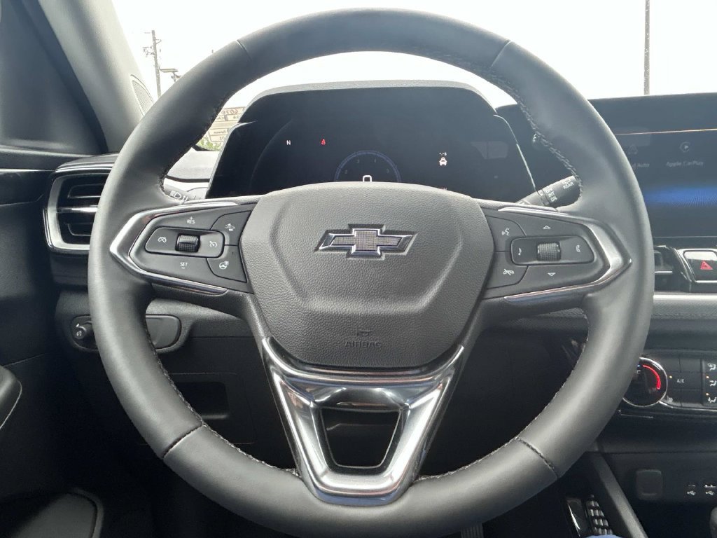 New 2026 Chevrolet TrailBlazer LT w/ Midnight Edition FWD image 24