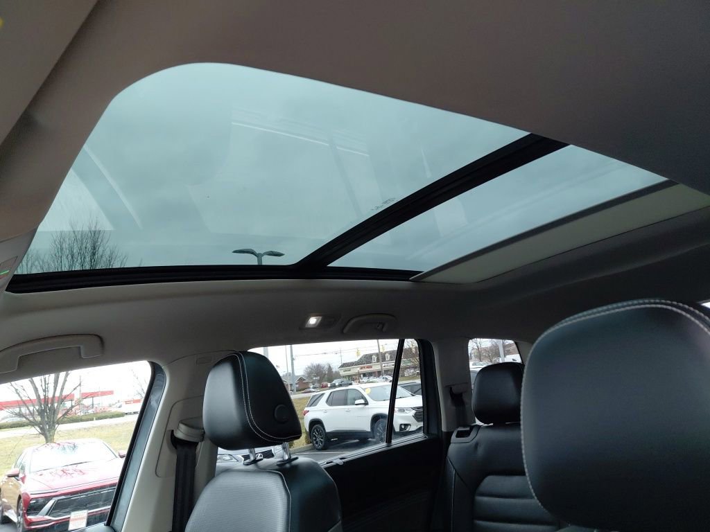 Used 2022 Volkswagen Atlas SEL Premium image 20