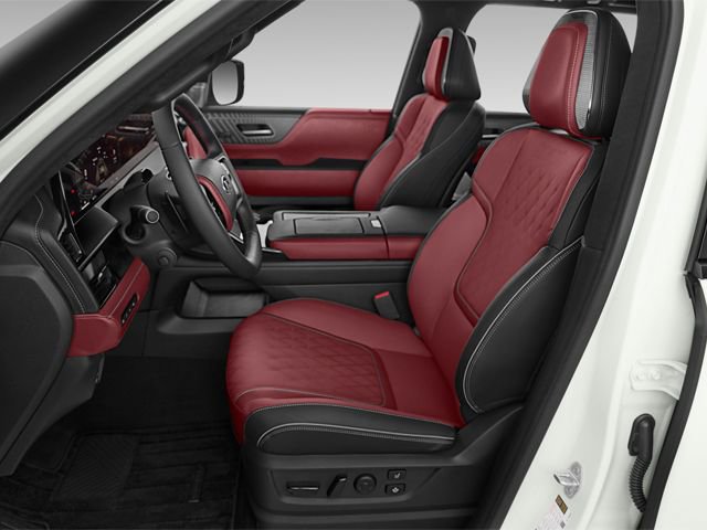 Used 2025 INFINITI QX80 Sensory image 10