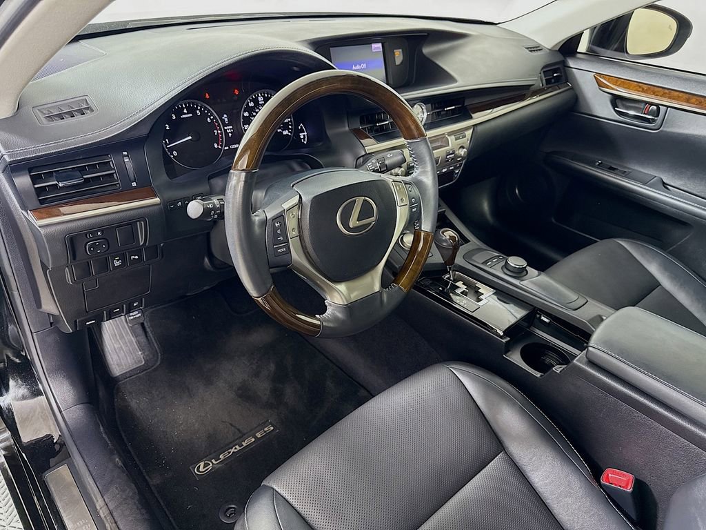 Used 2014 Lexus ES 350 image 9