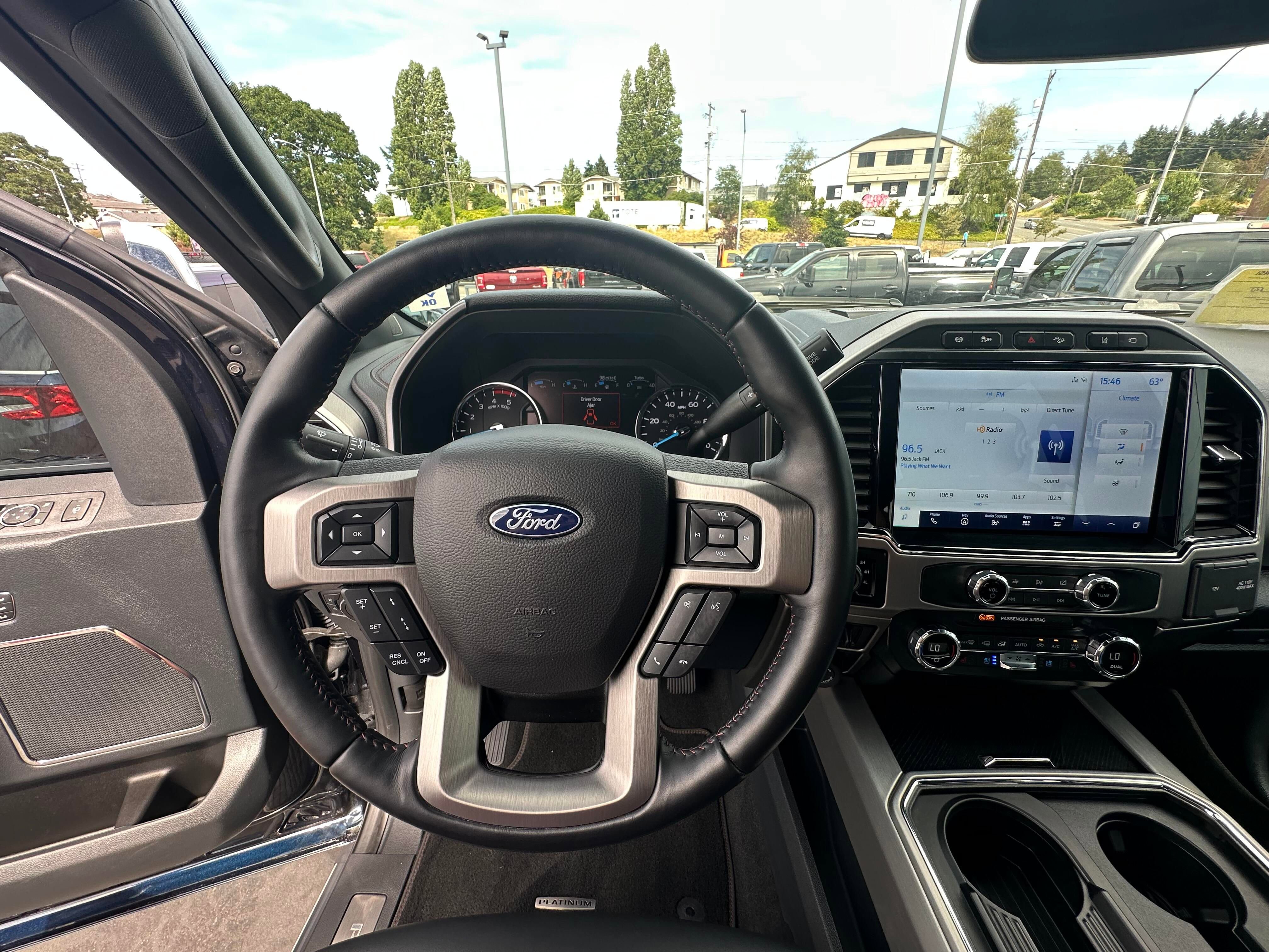 Used 2022 Ford F250 Platinum w/ FX4 Off-Road Package image 20